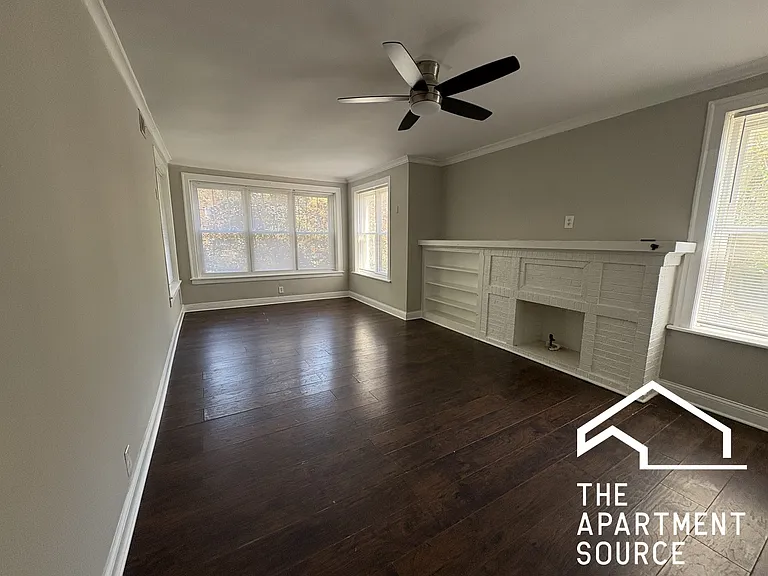 6300 N Oakley Ave #1 — Photo 4
