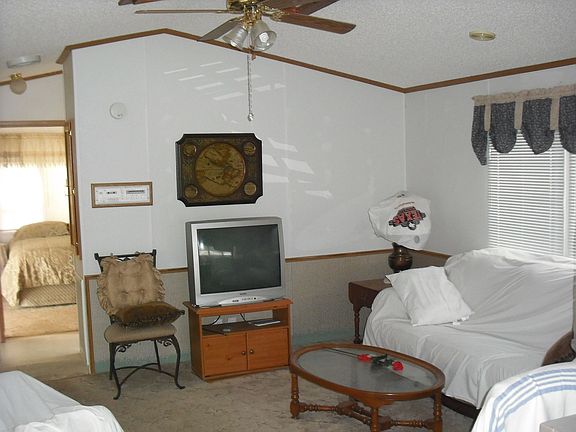 3rd image of 7601 Eagle Dr