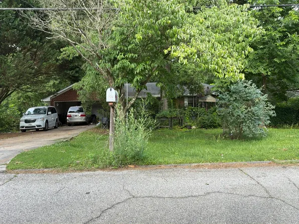 726 Kenneth Ln, Norcross, GA 30093