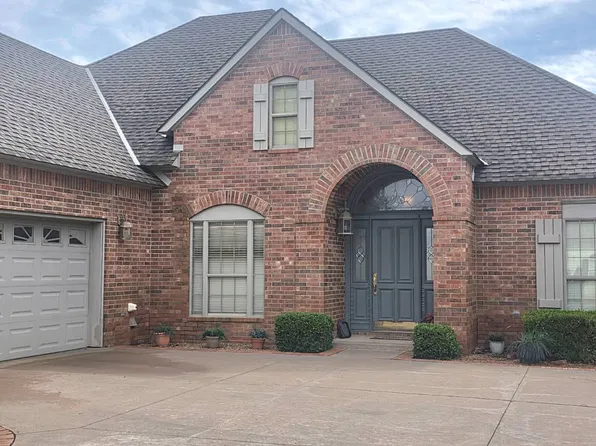 3117 Dans Ct, Enid, OK 73703