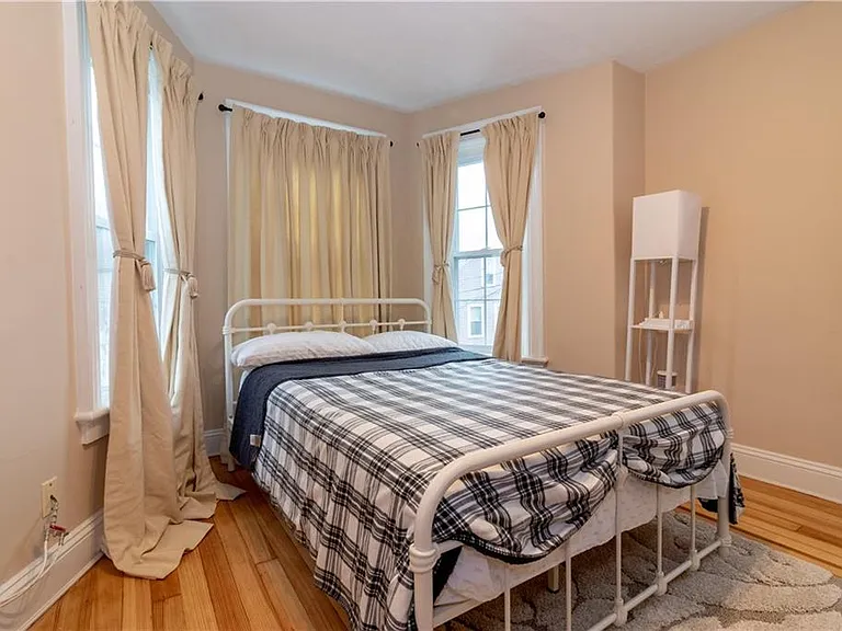 21 School St #3 — Photo 15