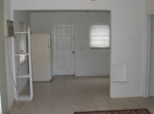 115 E Lantana Rd, Lantana, FL 33462