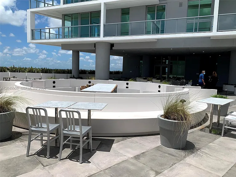 2000 W Metropica Way #1603 — Photo 24