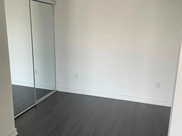 4010 Eglinton Ave W #1421 — Photo 15