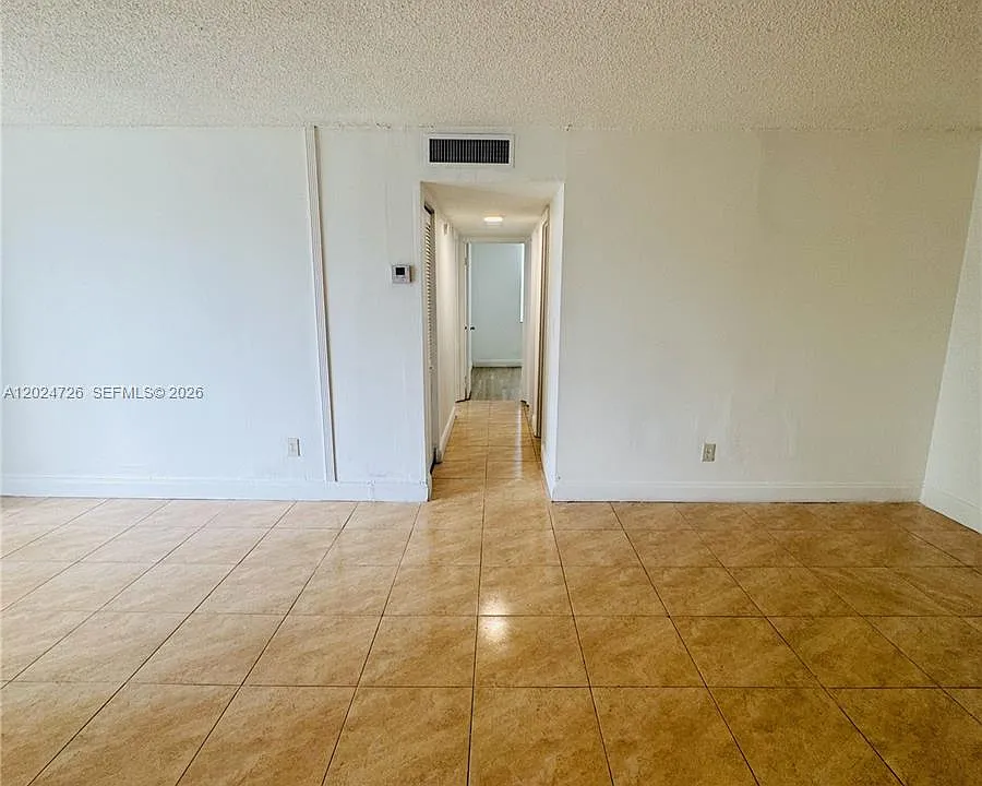 486 NW 165th Street Rd #B201