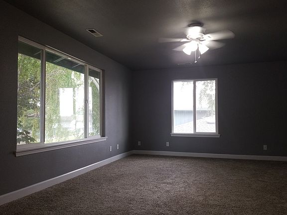 4th image of 3121 W Hood Ave APT I201