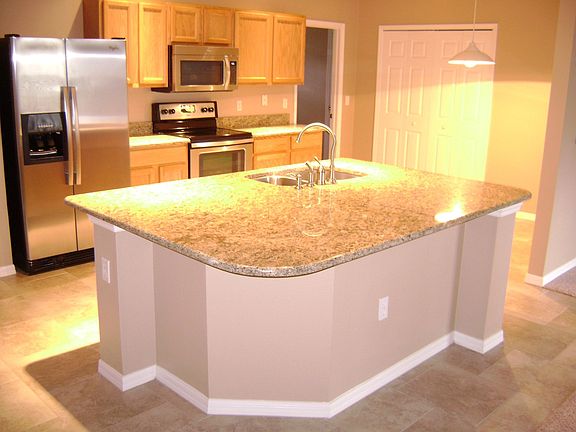 4th image of 36 Red Mill Dr