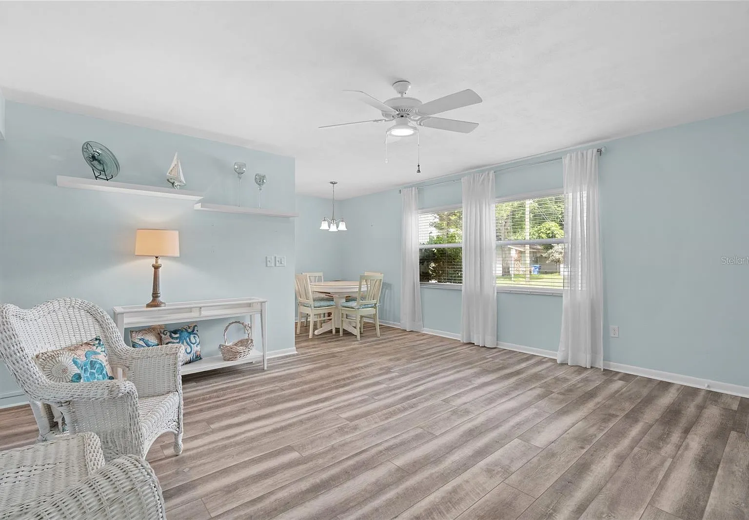 2 bed, 855 sqft, $1,500 — Photo 4