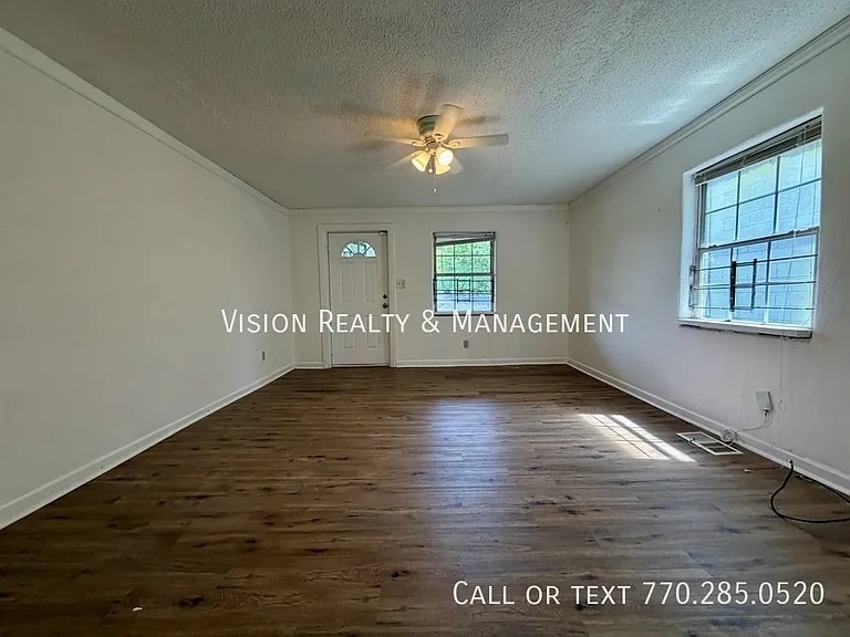 1070 Ollie Cir NW #A — Photo 8