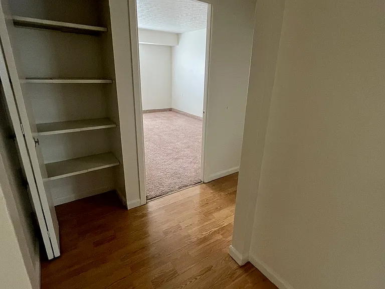 Shadow Creek Apartments — Photo 28