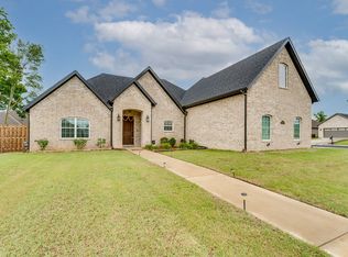 1100 Brandon Way, Bentonville, AR 72713