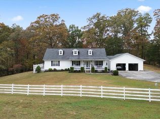 871 Robinson Rd, Chatsworth, GA 30705