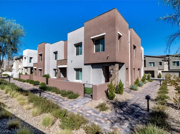 600 N Carriage Hill Dr #1021, Las Vegas, NV 89138