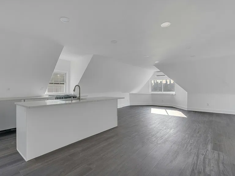 18 Hamilton Ave #3 — Photo 7
