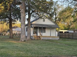 301 N Poplar St, Solomon, KS 67480