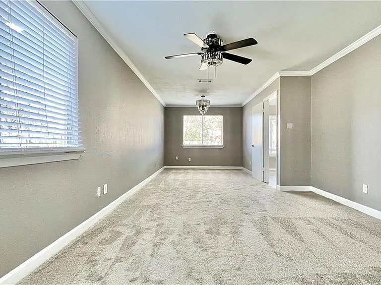 11909 Hardwood Trl — Photo 9