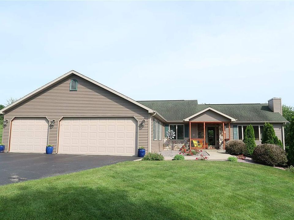 1st image of 7804 N Robert Dr