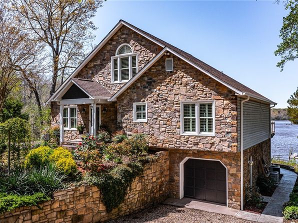 916 Canvasback Ln, Heathsville, VA 22473