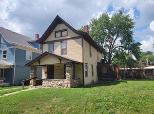 3326 Gillham Rd, Kansas City, MO 64109