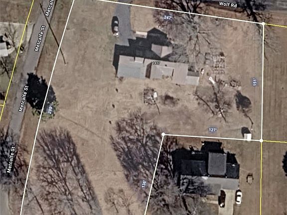 2nd image of 1417 Wolf Rd