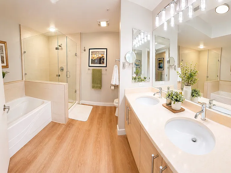 1655 N California Blvd #137 — Photo 12