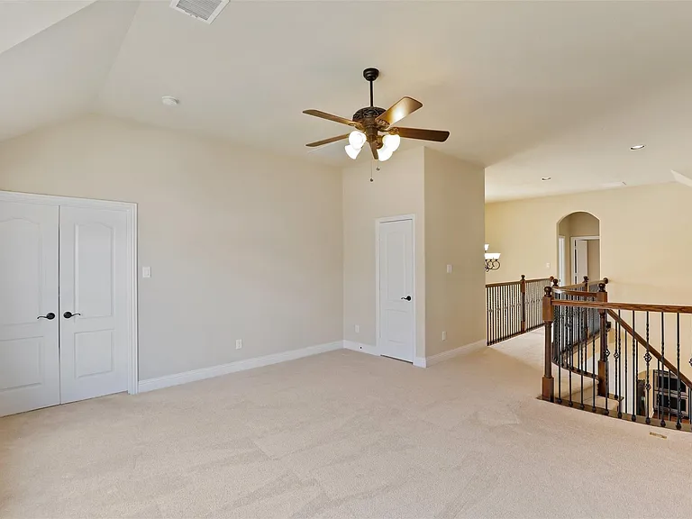 8110 Fenwick Ct — Photo 18