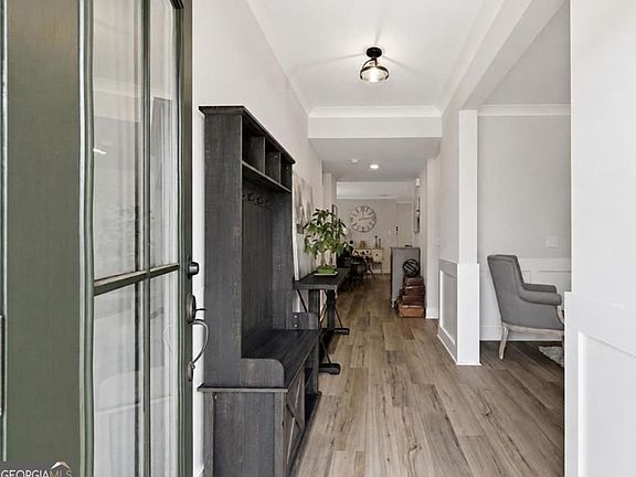 4th image of 127 Marble Tree Way