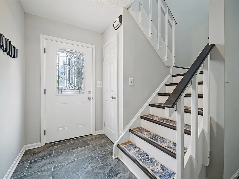 5408 Lord Dunmore Ct — Photo 37