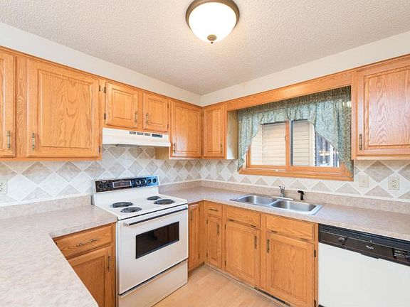 4th image of 9900 55th Ave N APT 2