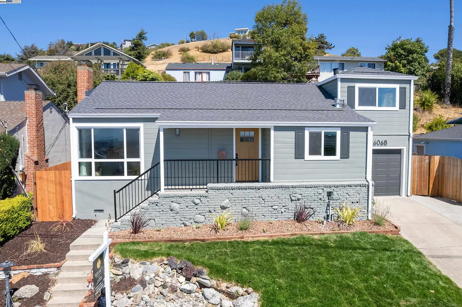 16068 Gramercy Dr photo 1