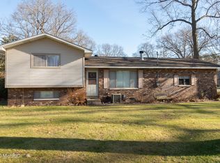 1010 Cadillac Dr, Muskegon, MI 49445