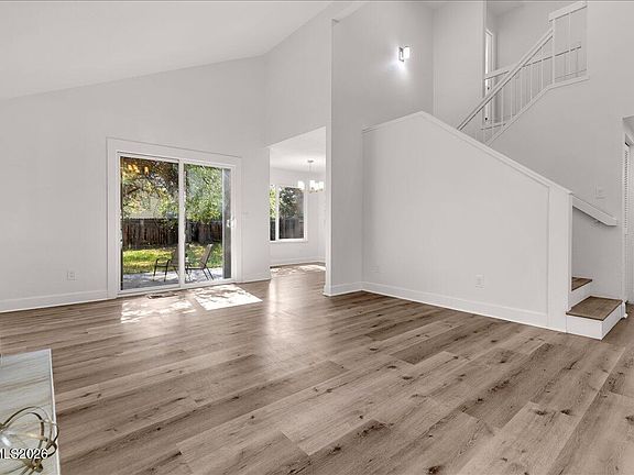 3rd image of 2750 Pajaro Pl