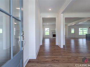 1458 C O Draper Rd, Comer, GA 30629