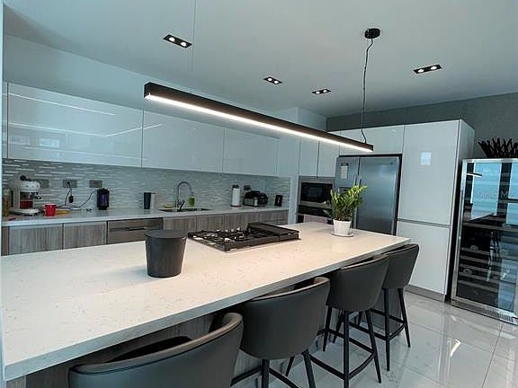 5th image of 68 Riviera Vlg