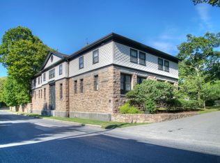 8 Annandale Rd UNIT 1, Newport, RI 02840