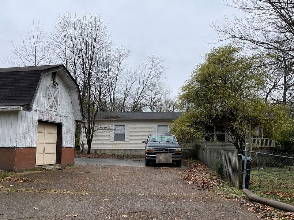 1st image of 211 Hillcrest Rd