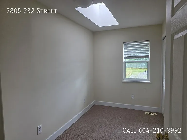 7805 232nd St — Photo 4