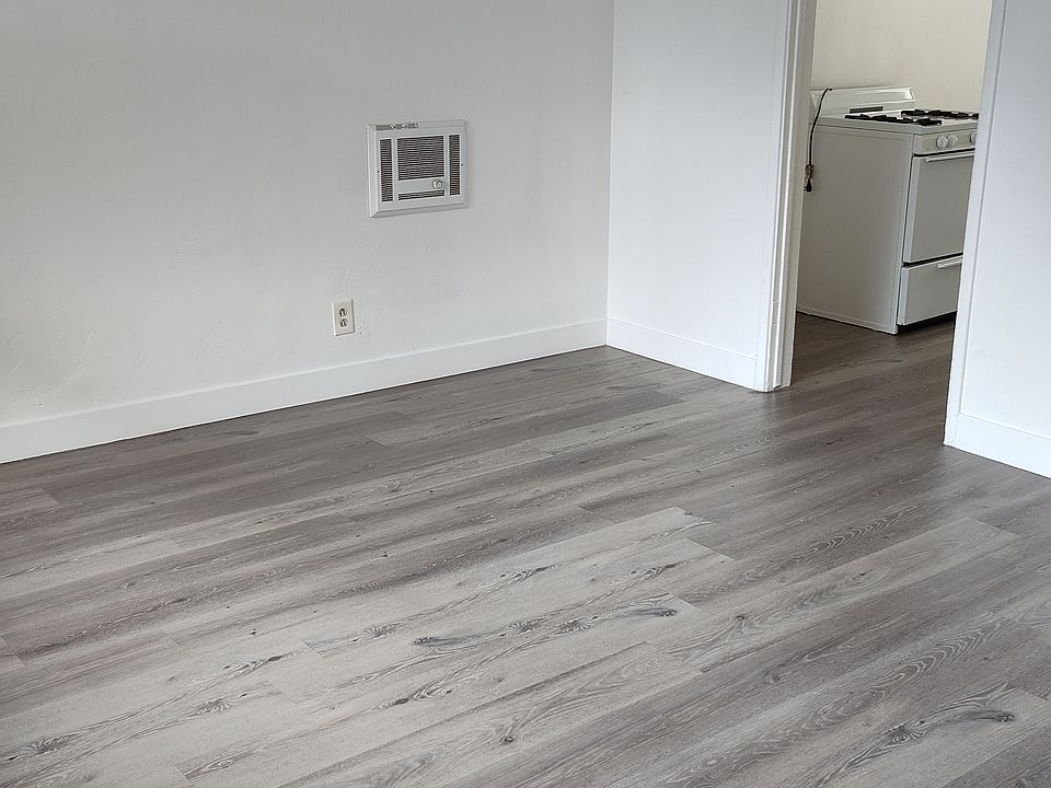 2nd image of 630 Cedar Ave #4
