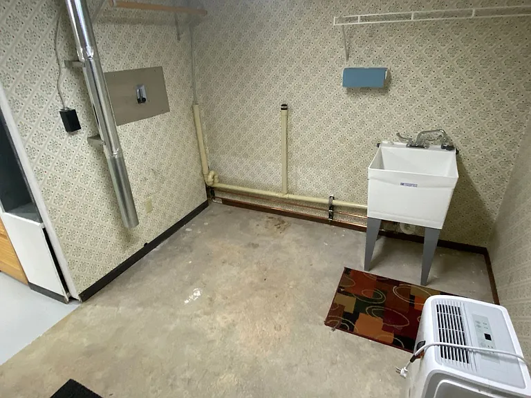 315 W Wausau Ave — Photo 22