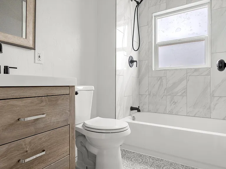 3568 Orchard Ave — Photo 10
