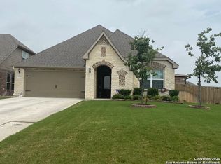 634 Ridge Lawn Dr, New Braunfels, TX 78130