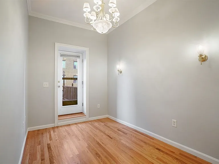 617 Massachusetts Ave #3 — Photo 14