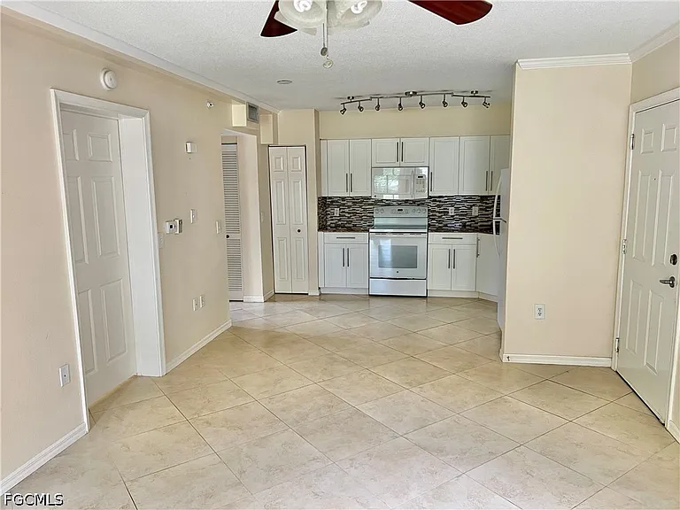 8687 River Homes Ln #4101 — Photo 4