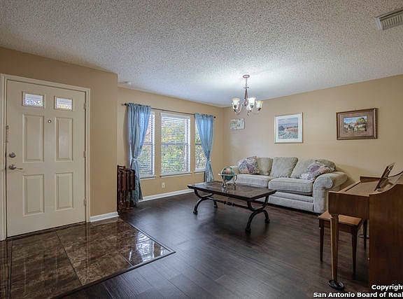 4th image of 9510 Wicklow Dr