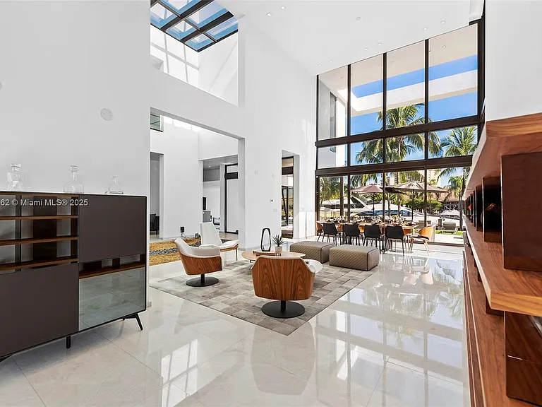 418 Sunset Dr — Photo 13
