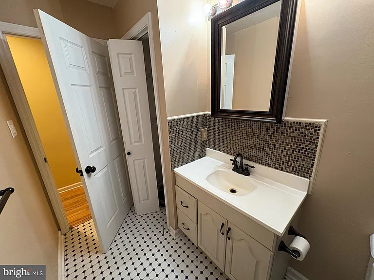 394 Croshaw Rd #A — Photo 30