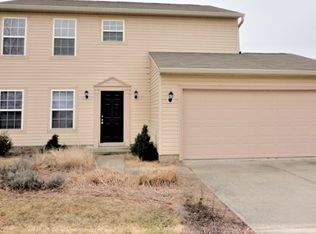 10511 E Creekside Woods Dr, Indianapolis, IN