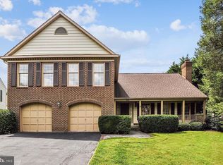 1008 Willowleaf Way, Rockville, MD 20854