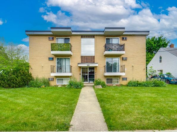 1445 E 222nd St APT 6
