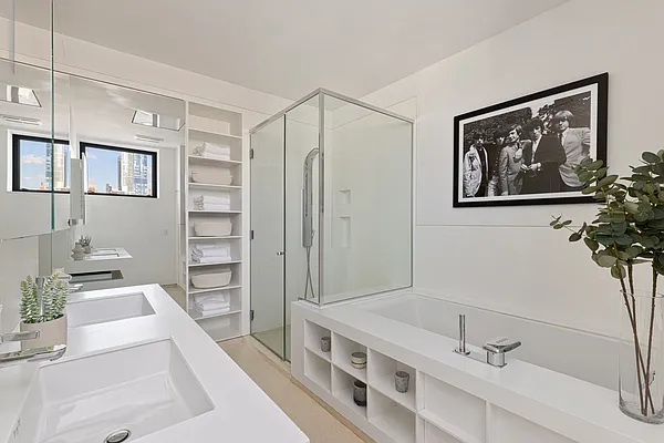 Sold by Compass | media 5